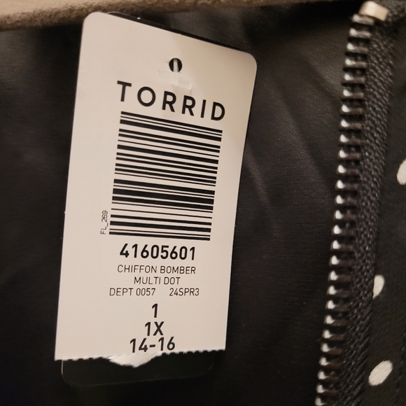 NWT, Torrid Jacket, Size 14 - Picture 3 of 3